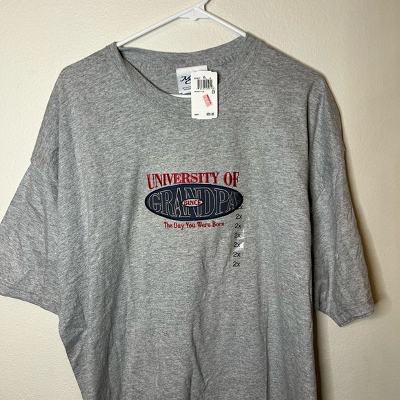 M&C Sportswear University Of Grandpa T Shirt Size XXL Grey Embroidered - Picture 2 of 9